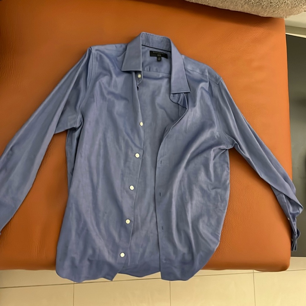 Banana Republic Casual Blue Button Down Shirt